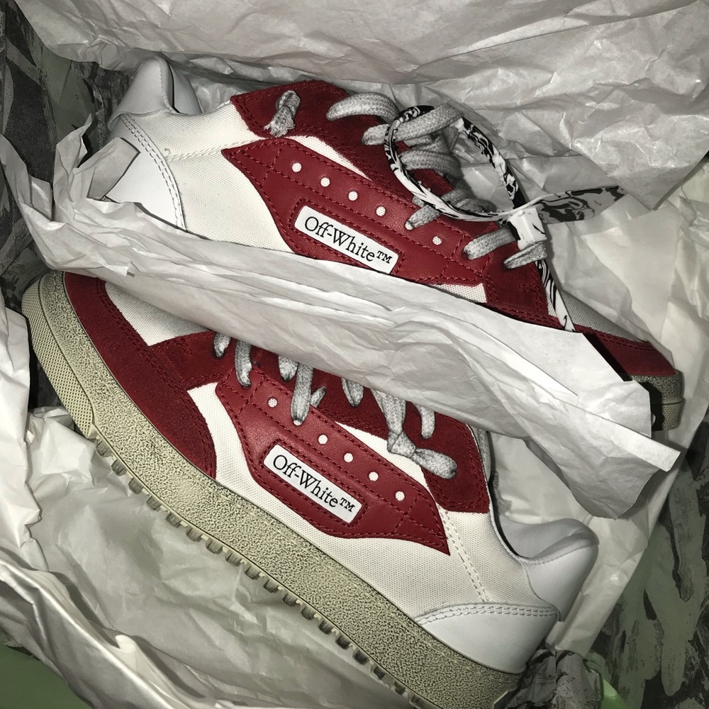 OFF WHITE sneakers
